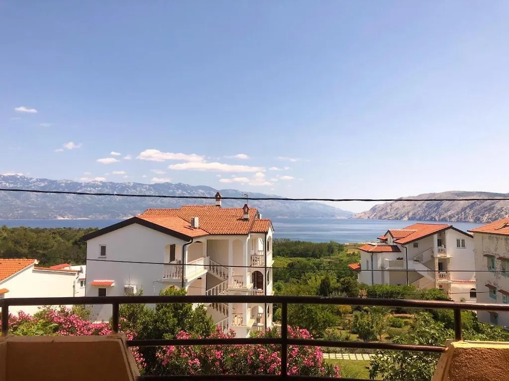 Studio Apartment In Lopar With Balcony, Air Conditioning, Wi-Fi Croatia